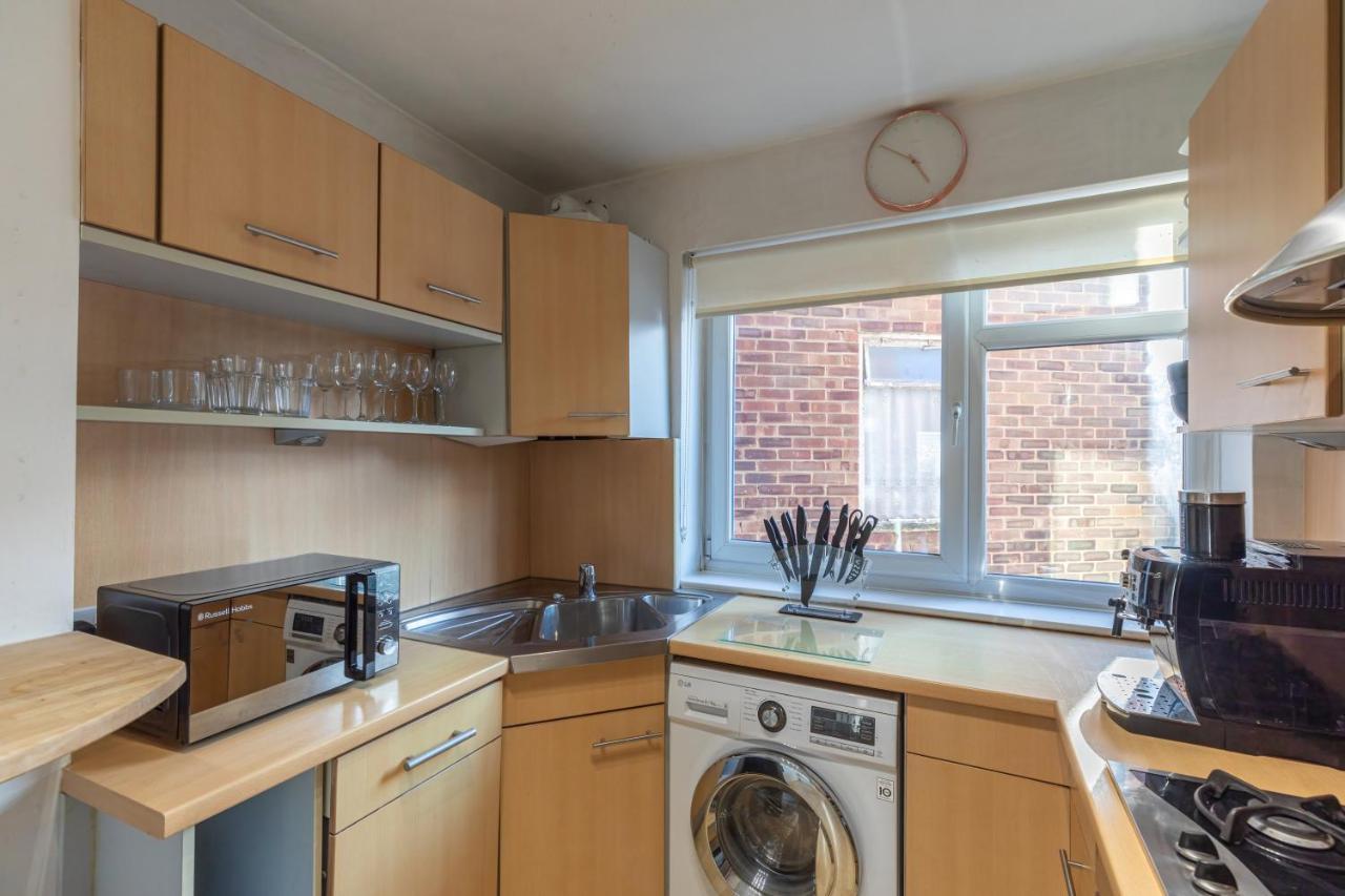 Park View - Modern - Parking Apartment Brighton Exterior photo